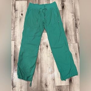 Lululemon pants size 10